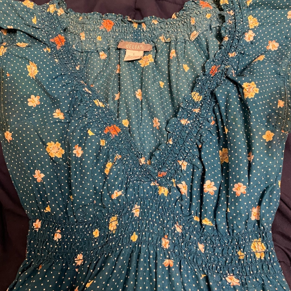 Spring dress - Picture 4 of 5